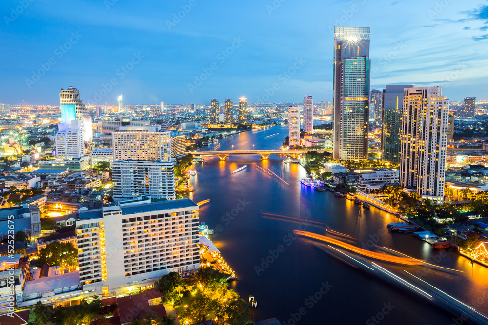 Fototapeta premium Bangkok Skyline twilight
