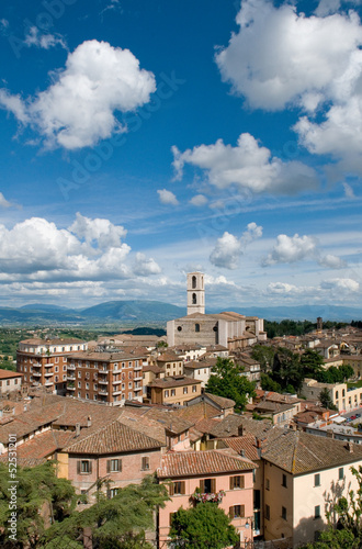 Perugia - Veduta sulla basilica di San Domenico
