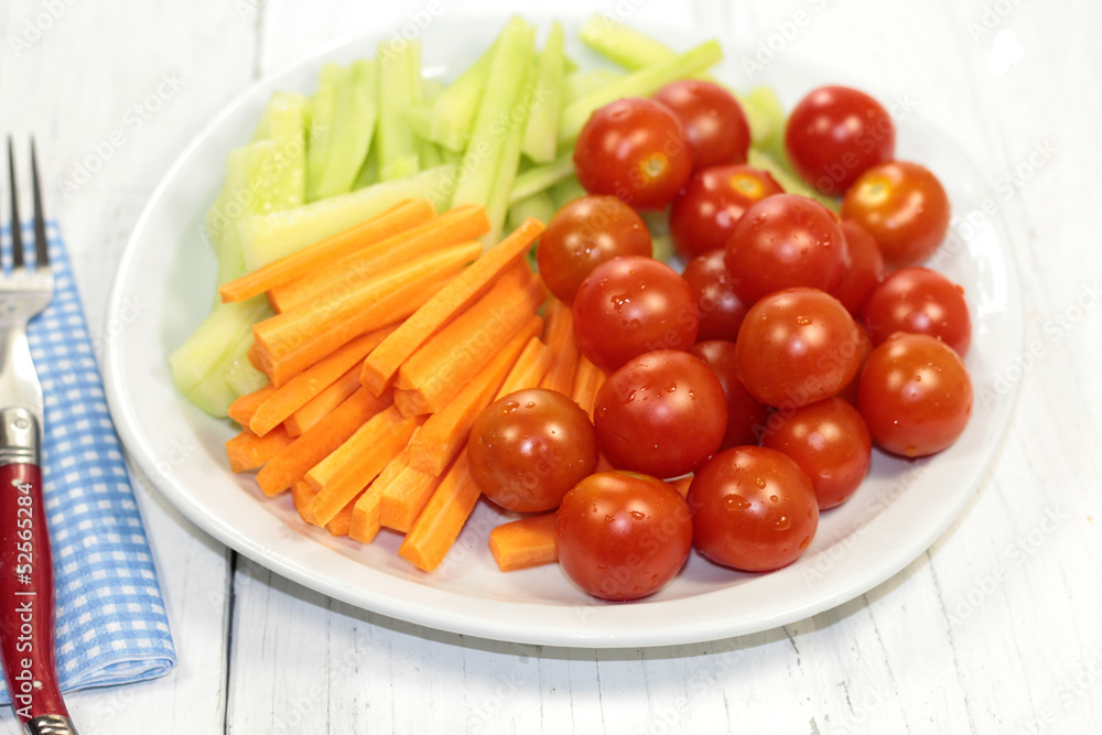assiette de crudités assiette de crudités