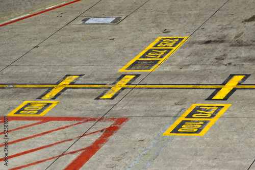 Marking on taxiway - Aircraft stands