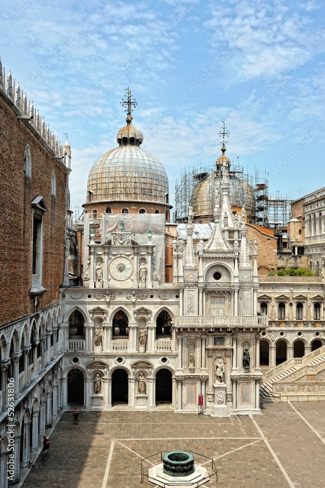 Yard of the Doge's Palace.