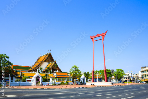 Photography The giant swing (Sao Ching Cha) and Wat Suthat temple in Bangkok