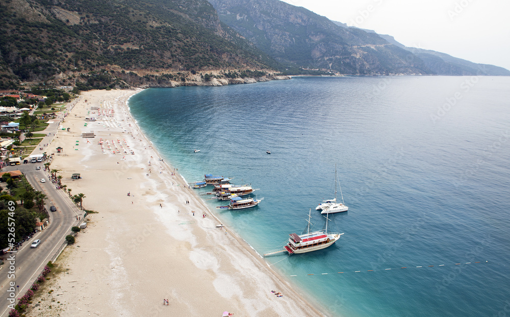 Obraz premium Fethiye Belcekiz (Ölüdeniz) Coast and beach from paragliding