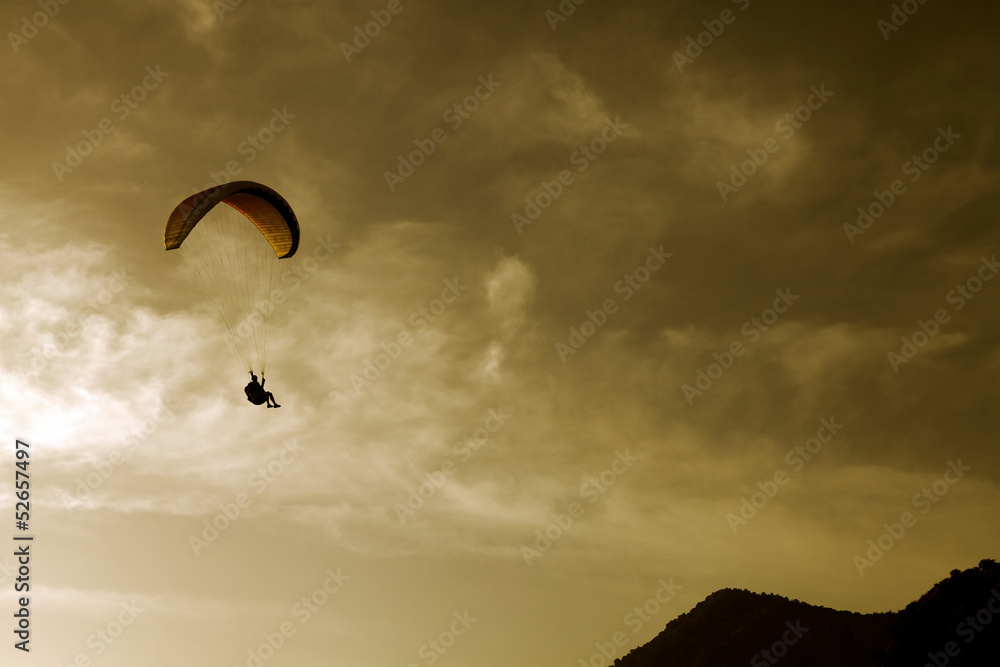 Paragliding (from Oludeniz - Fethiye) Paragliding (from Oludeniz - Fethiye)