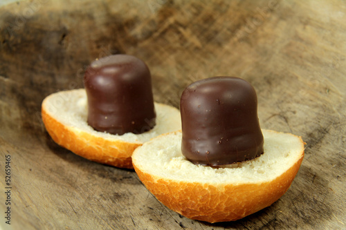 Schokokussbrötchen photo