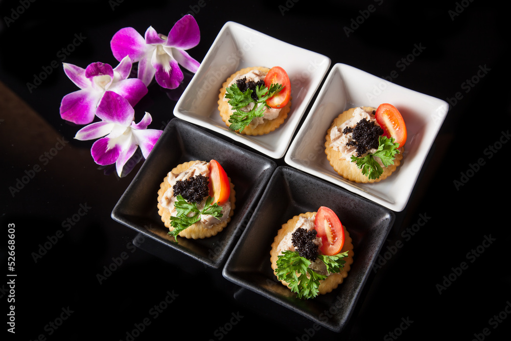 Canape Canape