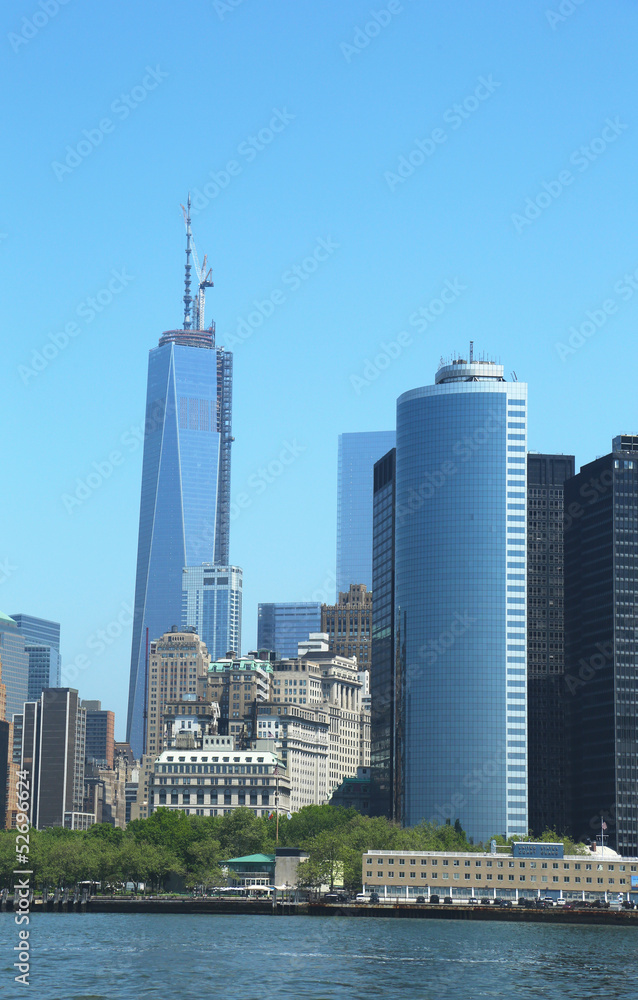 Obraz premium Freedom Tower in lower Manhattan