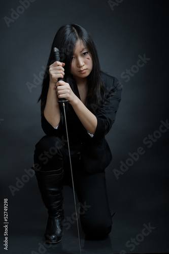 Wallpaper Mural Asian woman Torontodigital.ca