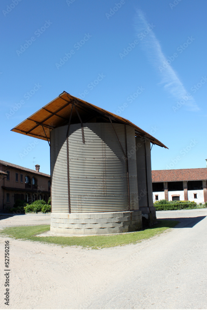 silos silos