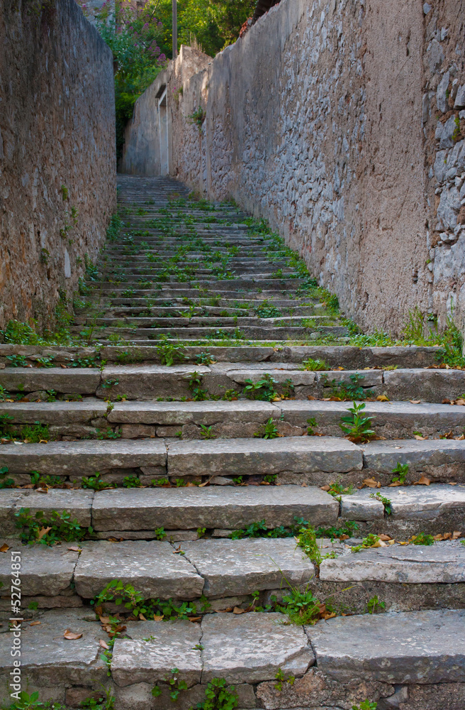 Naklejka premium Starożytne śródziemnomorskie schody