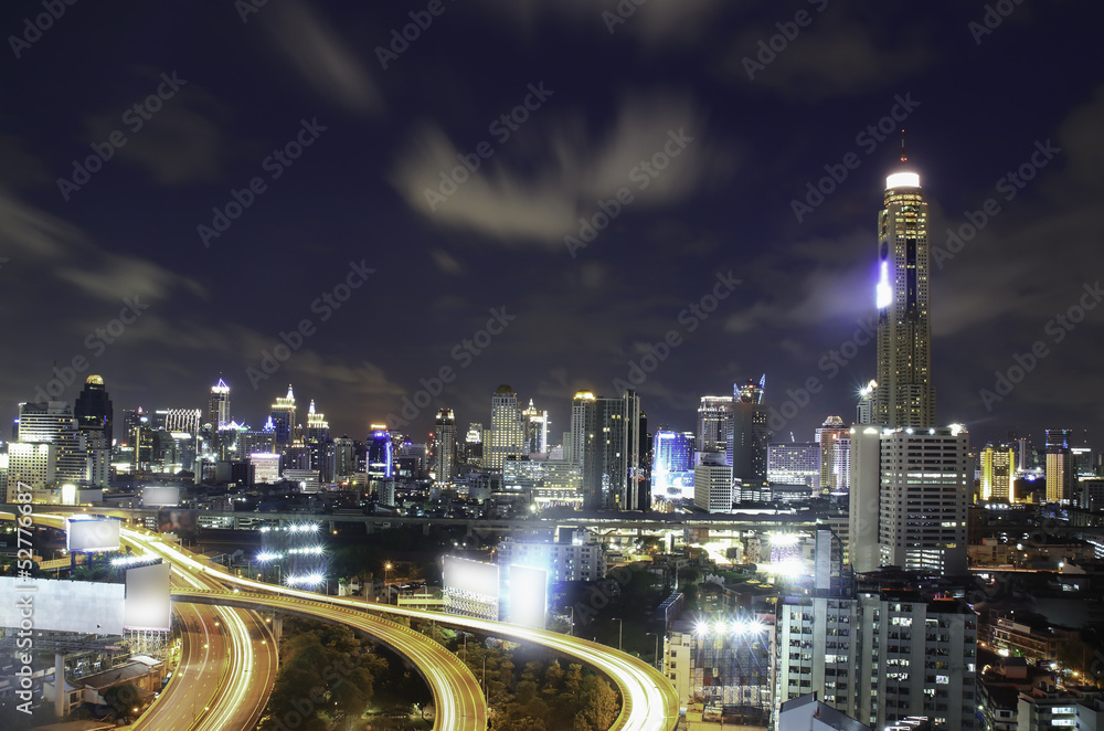 Fototapeta premium Skyline of City