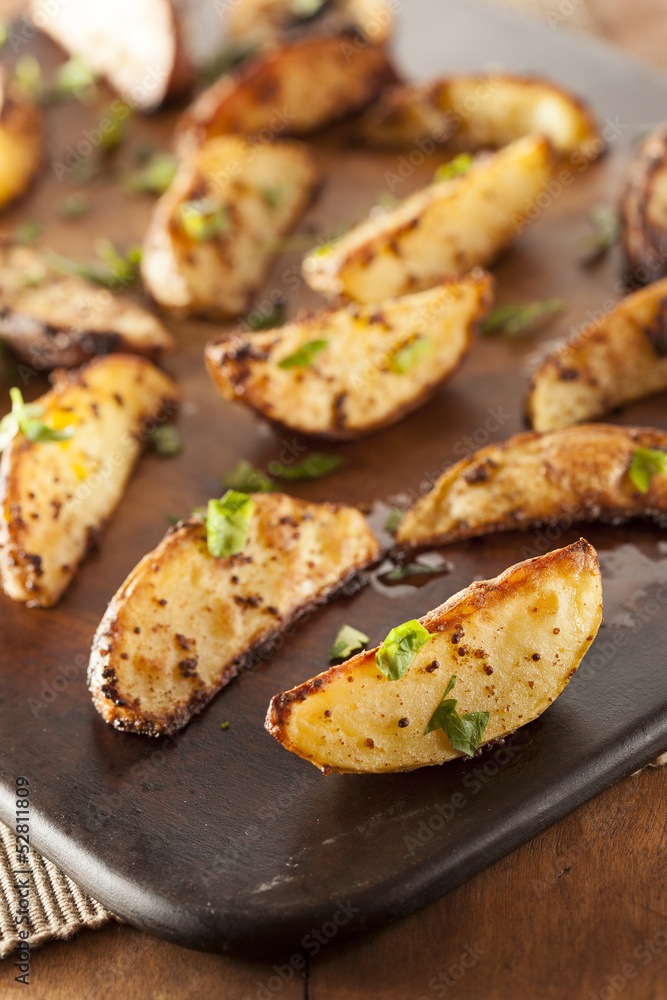 Homemade Roasted Potatoes with Parsley Homemade Roasted Potatoes with Parsley