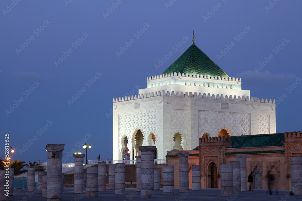 Naklejka premium Mausoleum of Mohammed V at dusk, Rabat Morocco