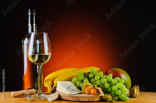 white wine, cheese and fruits