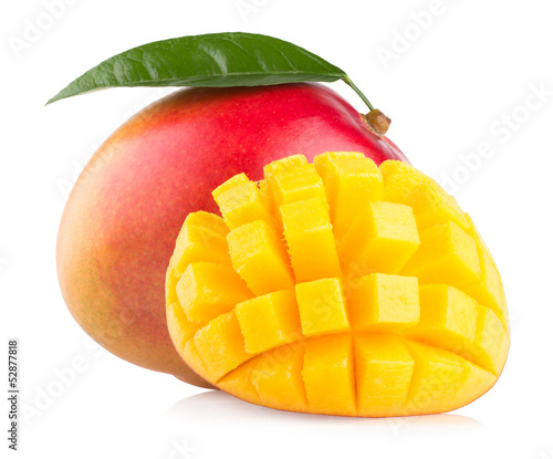 Obraz na płótnie mango fruit isolated on white background