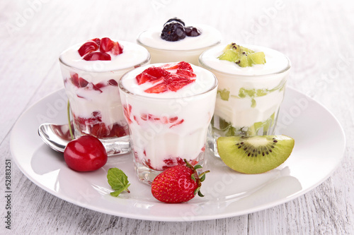 Wallpaper Mural fruits and yogurt Torontodigital.ca