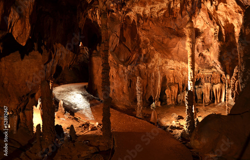 Orlovaca cave photo