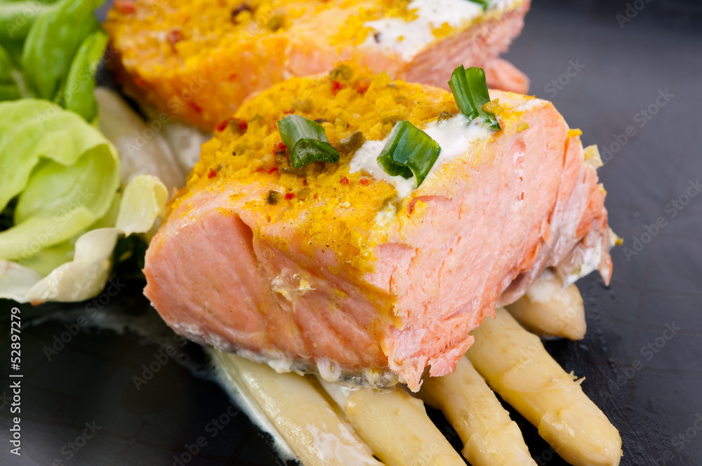 Norwegian salmon with asparagus Norwegian salmon with asparagus