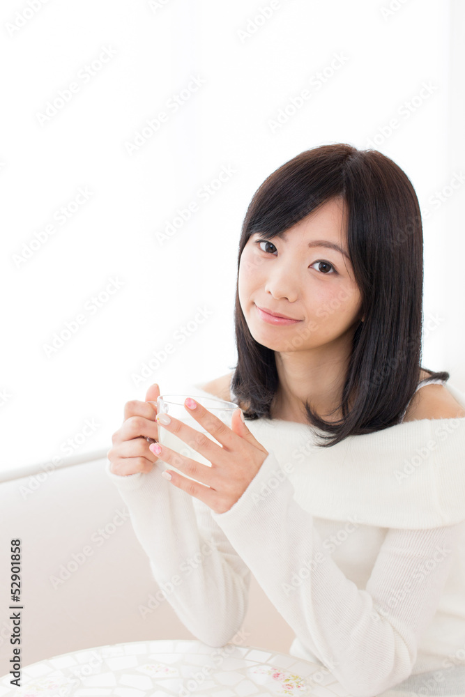 beautiful asian woman relaxing in the cafe beautiful asian woman relaxing in the cafe