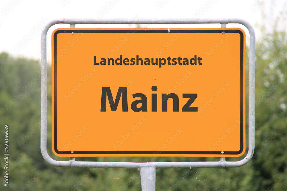 Ein Ortseingangsschild Mainz
