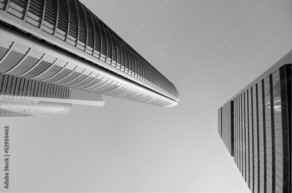 Naklejka premium Abstract modern skyscraper in black and white