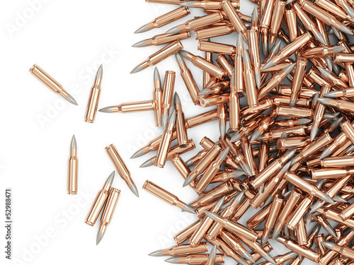 Foto Heap of Rifle Bullets isolated on white background