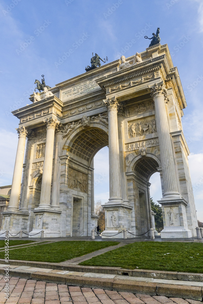 Milan: Arco della Pace