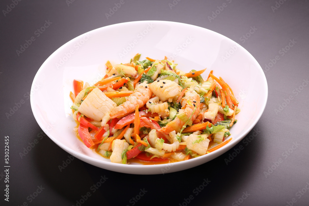 vegetable salad with seafood