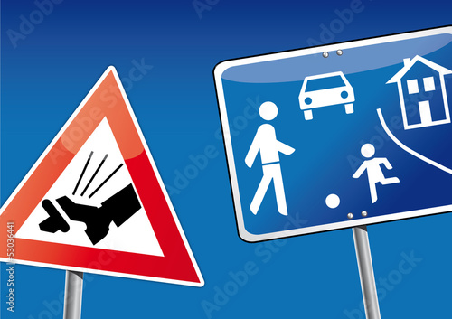 Spielstra§e, Bremsen, langsam fahren, Schild