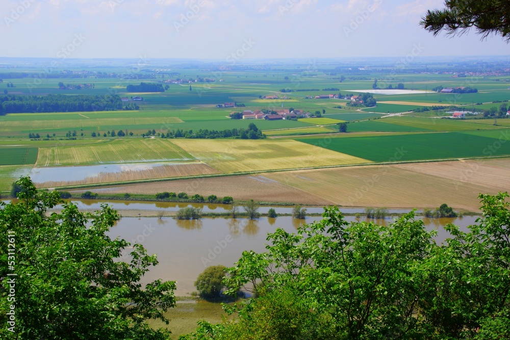 Donau nach dem Rekordhochwasser in Niederbayern Donau nach dem Rekordhochwasser in Niederbayern