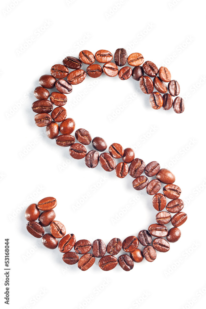 Obraz premium Letter S from coffee beans
