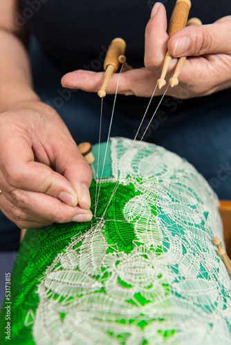Hülsenklöppel - traditionelle Handarbeit
