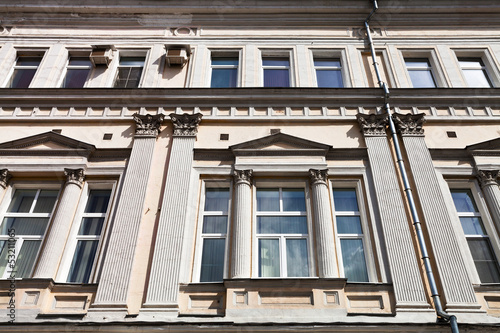 facade of house in style of Moscow Empire