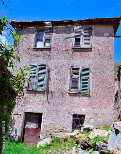 canate di marsiglia, paese abbandonato photo