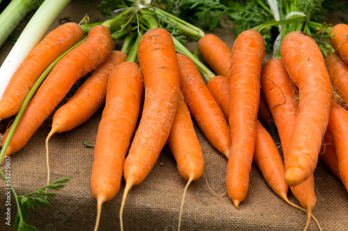 Karotte, frisch auf dem Markt