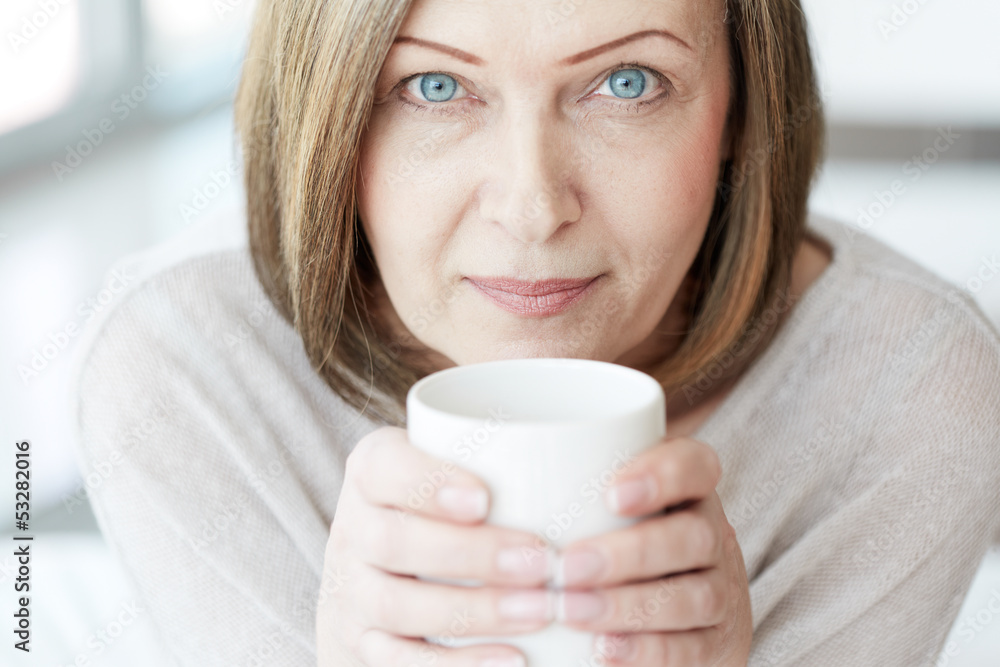 Mature woman Mature woman