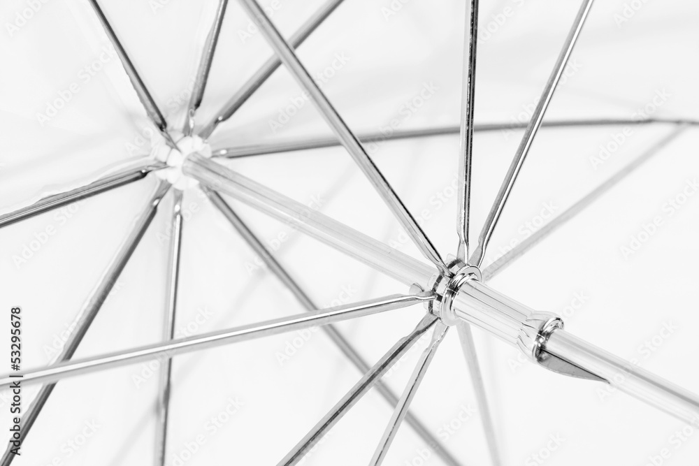 Obraz premium Closeup of white umbrella frame