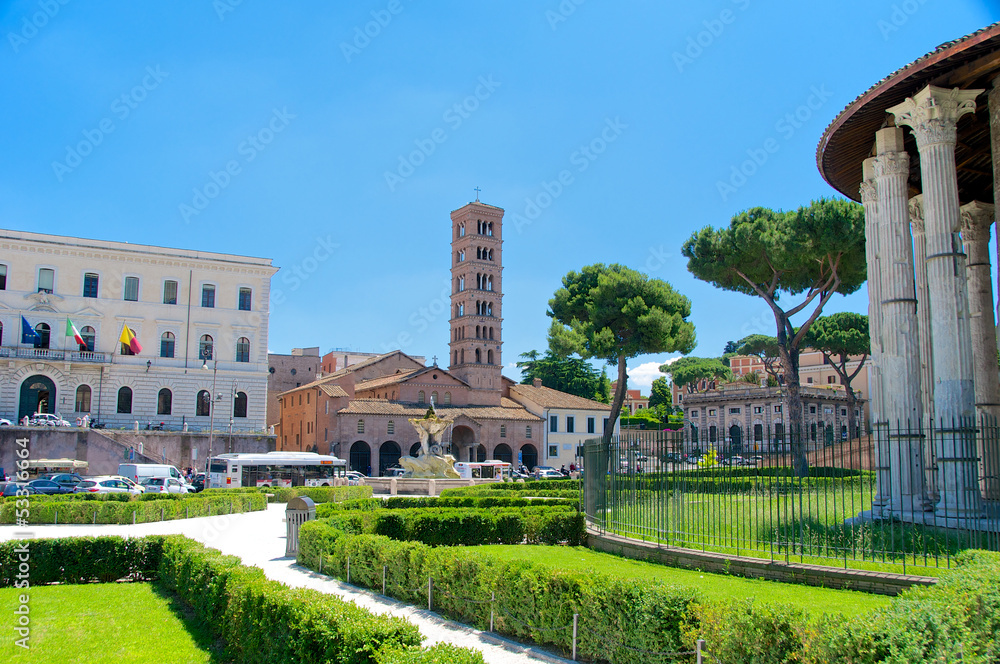 Obraz premium Santa Maria in Cosmedin, Piazza Bocca della Verità Roma, Italy
