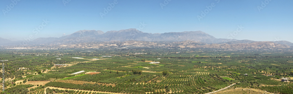 Panoramafoto von der Messara Ebene und Ida Gebirge