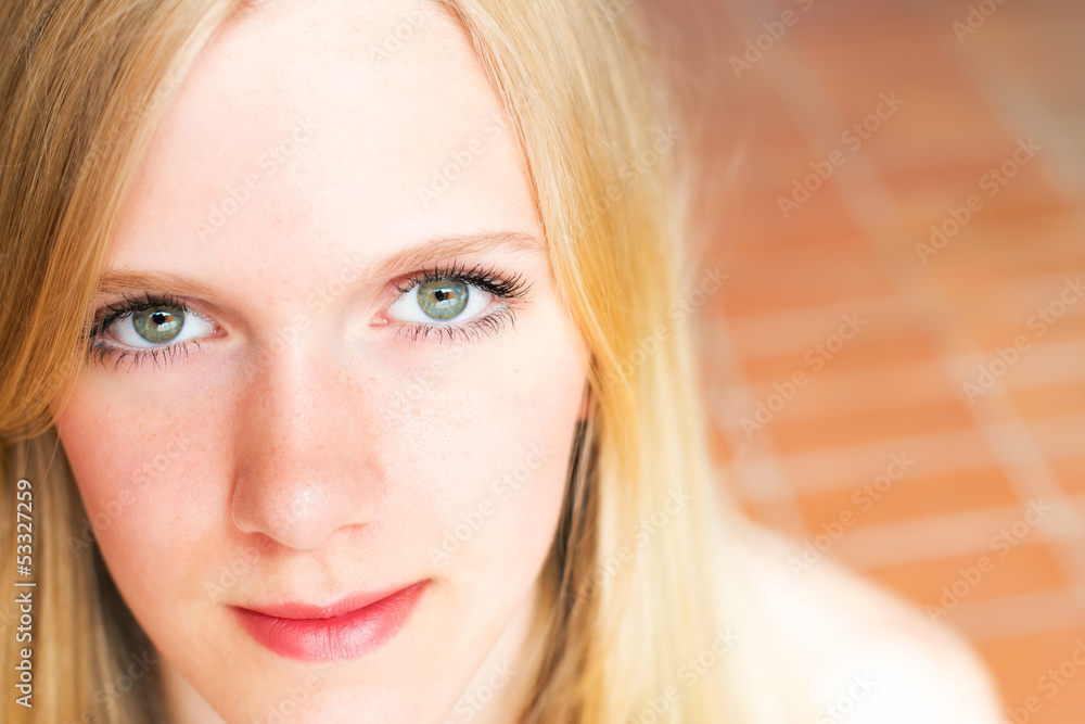 Schöne blonde Frau Schöne blonde Frau