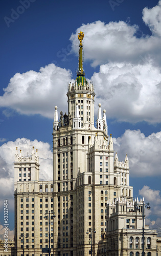Moscow stalin skyscraper house