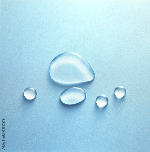 水
