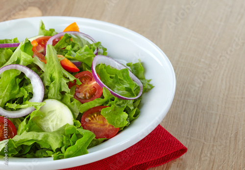 Fresh healthy salad with vegetables