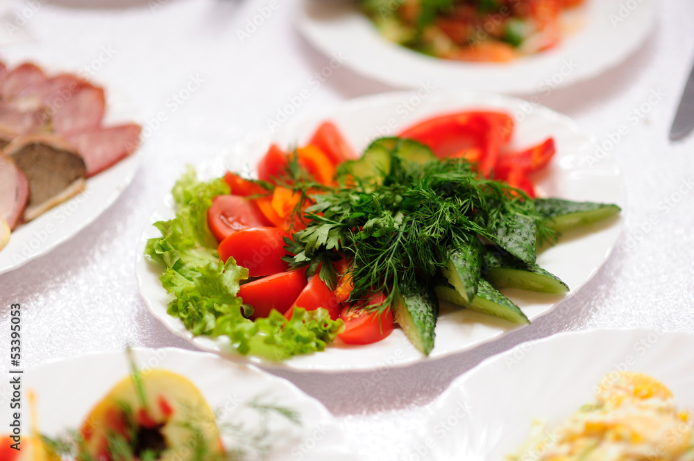 Fine restaurant dinner table place setting Fine restaurant dinner table place setting
