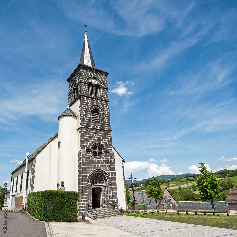 Eglise de  Saint-Bonnet-près-Orcival (63)