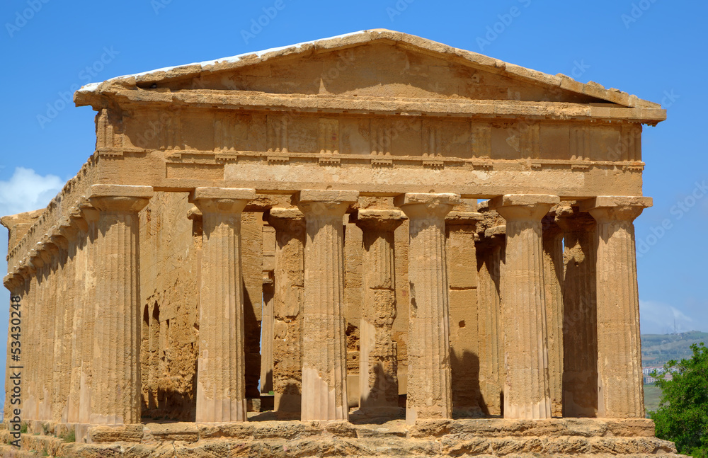Obraz premium Temple of Concordia in Agrigento. Sicily, Italy