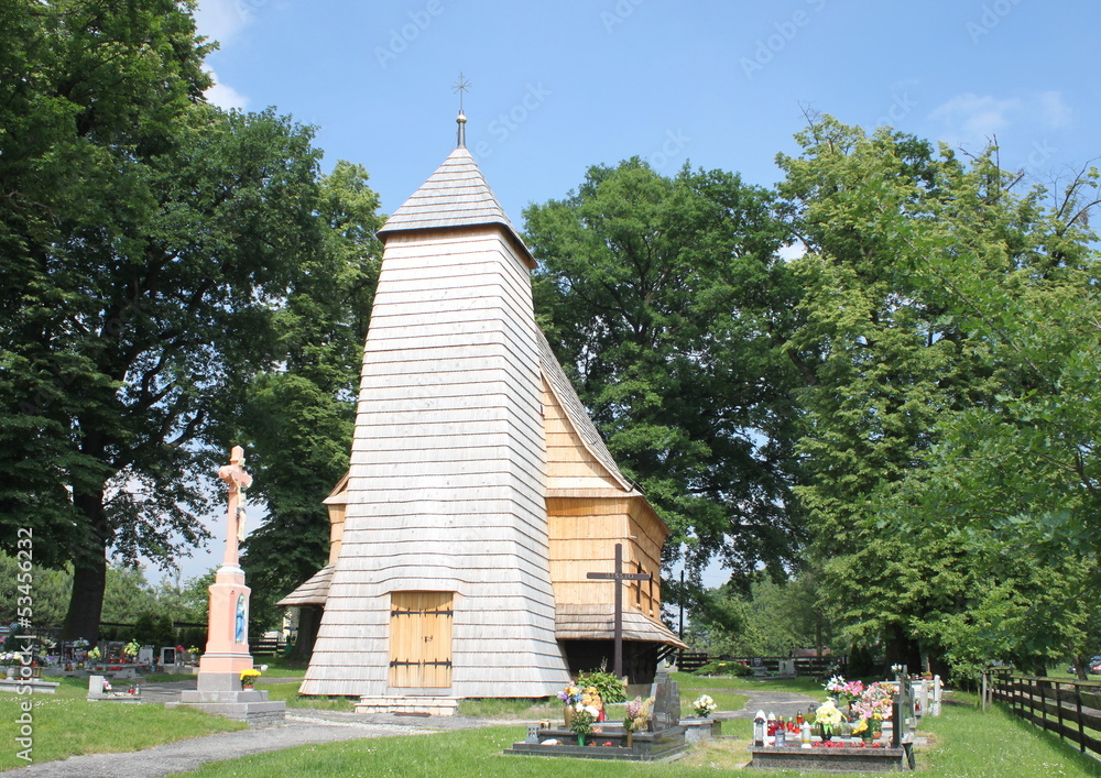Zacharzowice-drewniany kościół św. Wawrzyńca