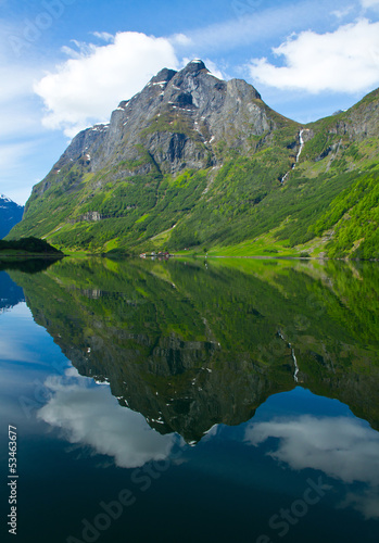 Norvegia, fiordo di Flam © Lsantilli