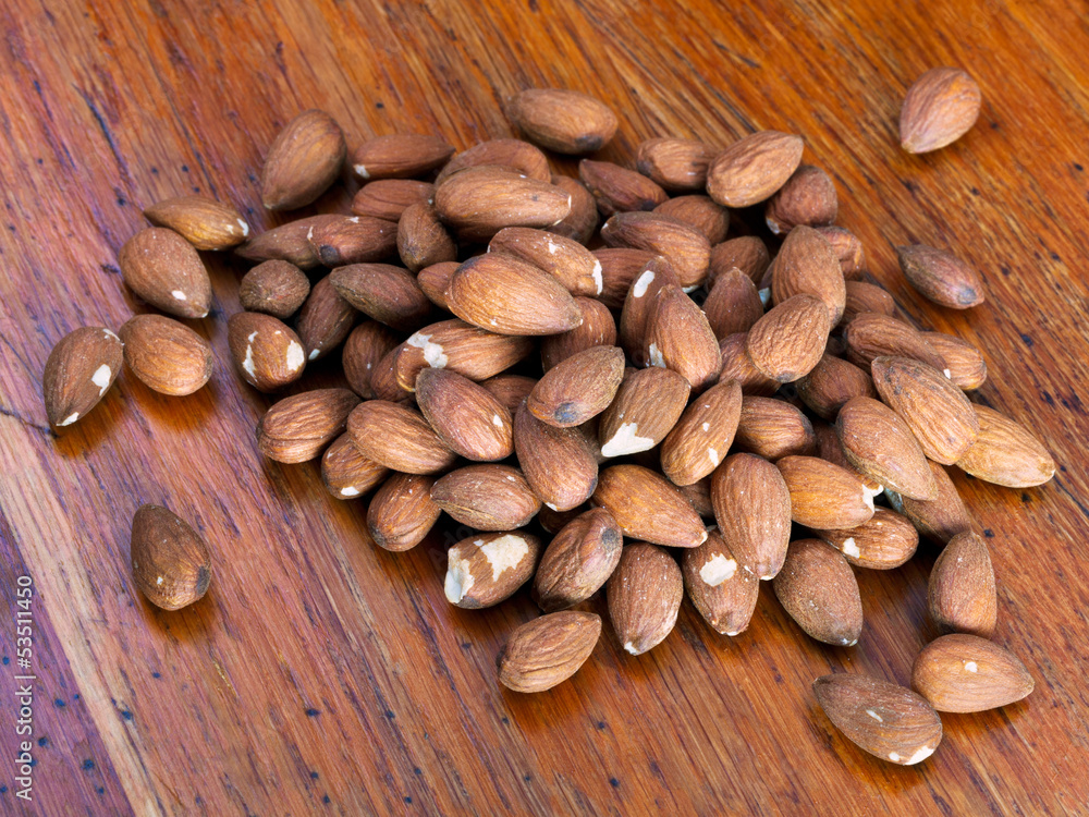 seeds of sweet almonds