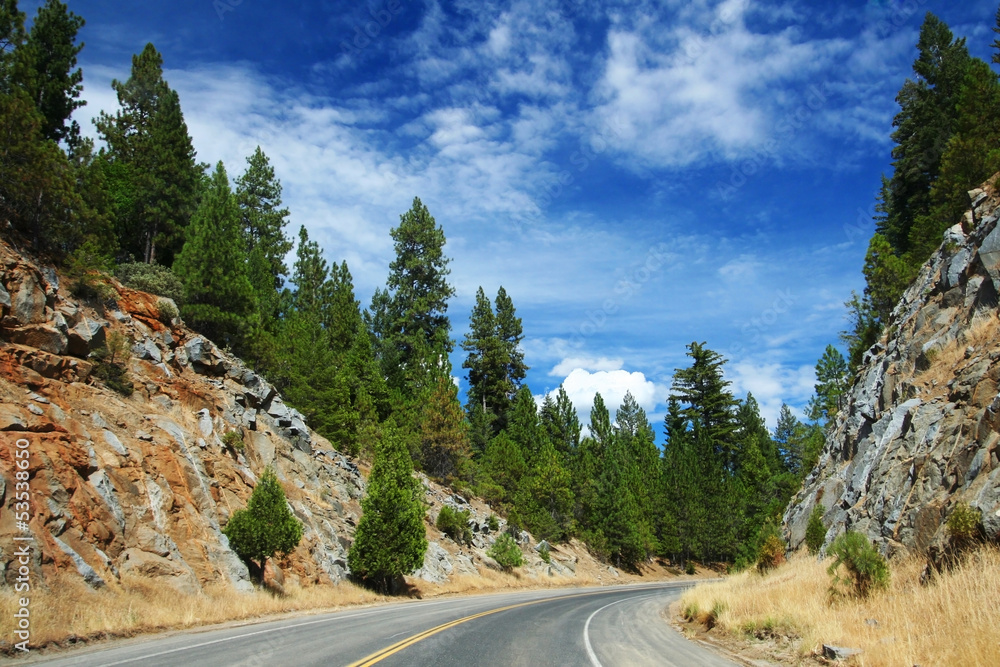 scenic road  to Yosemite national park,
